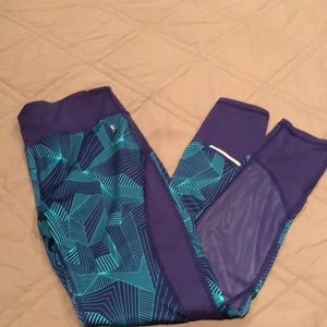 Danskin Now Athletic long leggings size small
